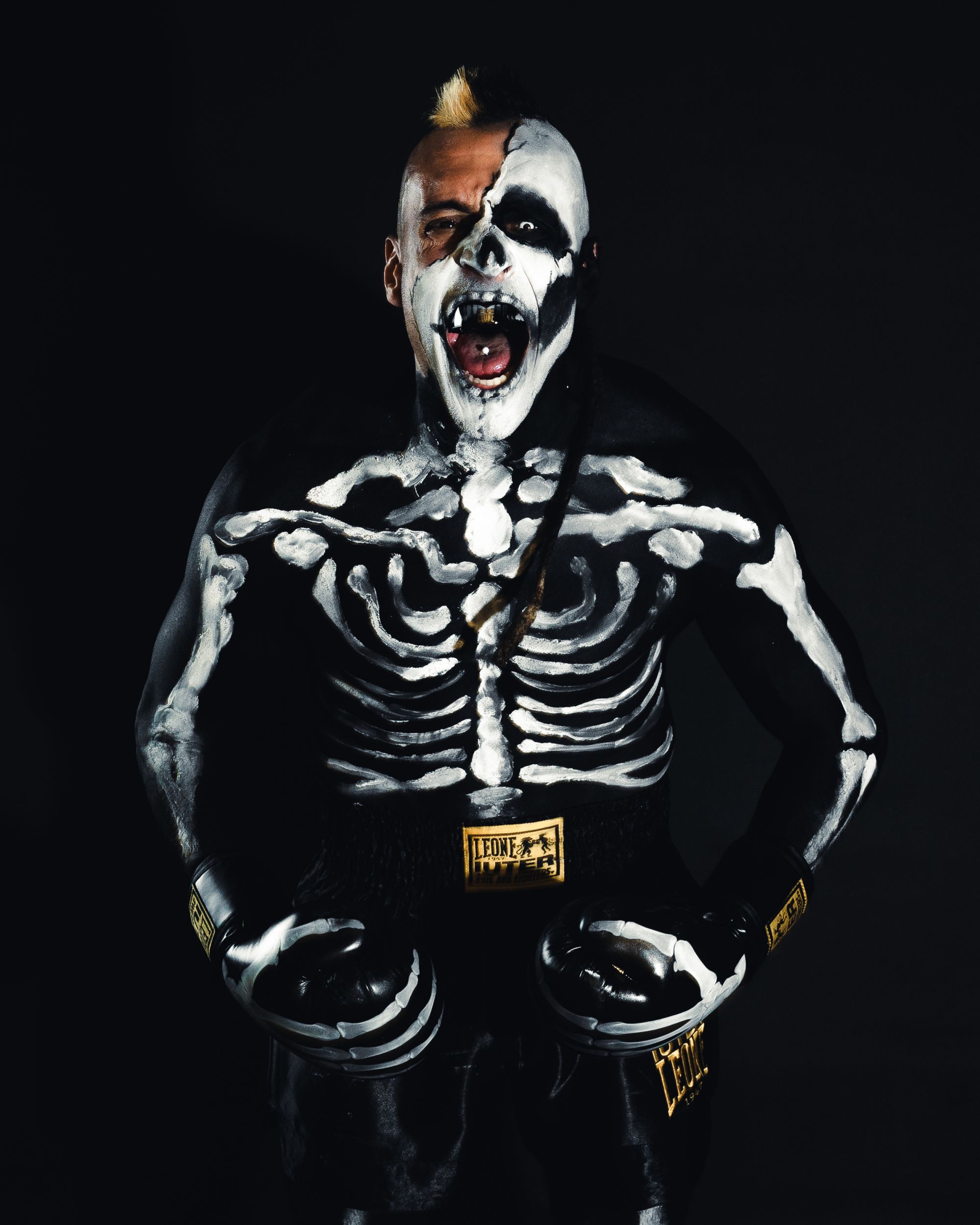 Leone by IUTER: Chapter II, new colors available Starring Luca Lombardo, Muay Thai champion | Image 99009