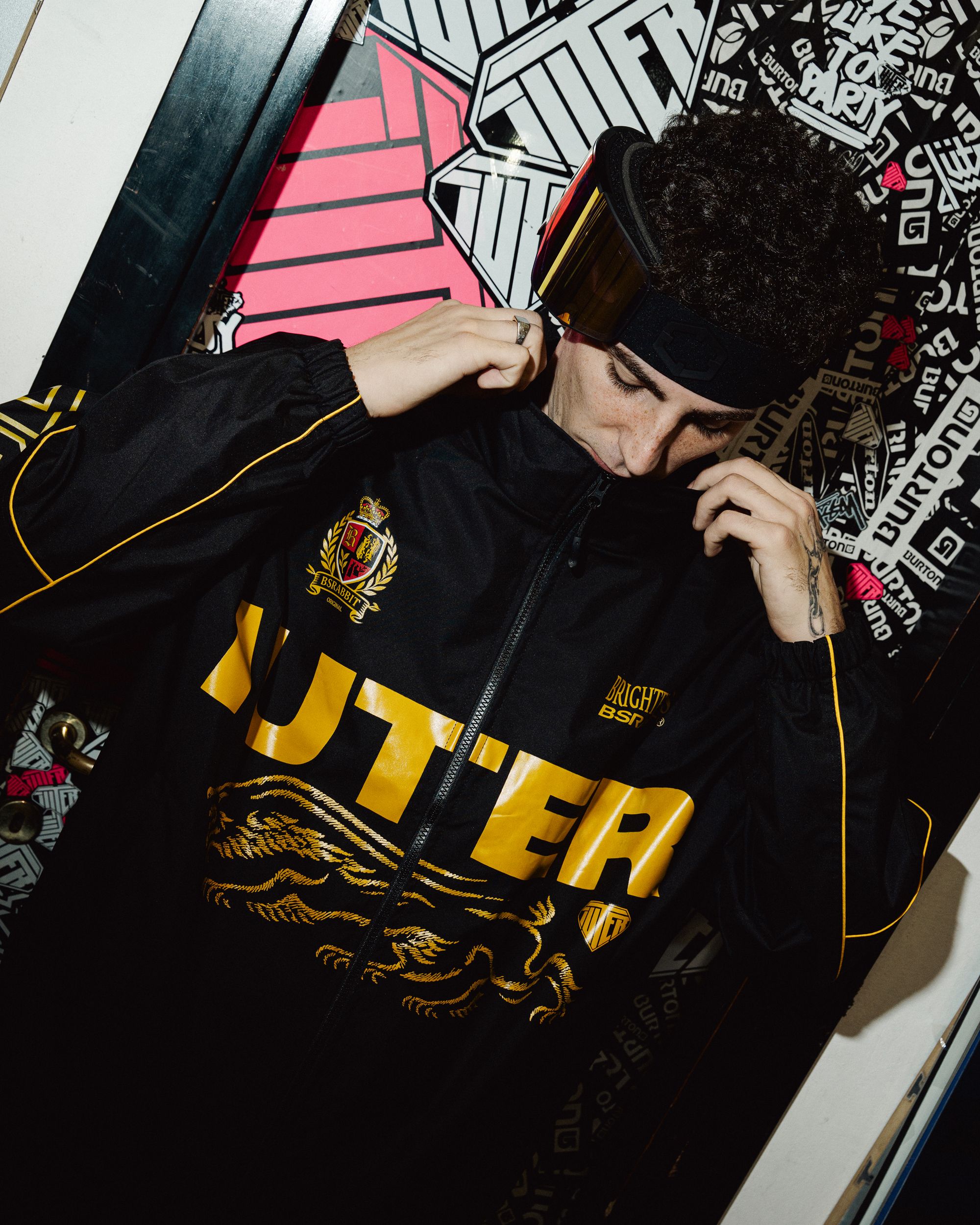 BS RABBIT x IUTER: “Training Kills Riders” snowboard kit Milano-Cortina snow-gear collection | Image 99631