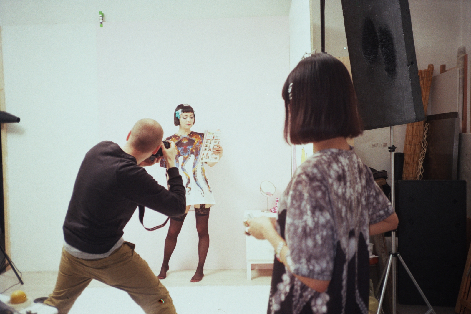 Octopussy Shooting Backstage Backstage pics by Très Bone